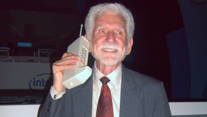 Martin Cooper Dynatac premier appel cellulaire